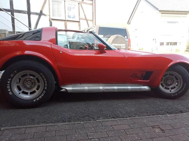 Rot Gebraucht 1982 Corvette C3 Coupé | 20.999 € - Bild 1/4