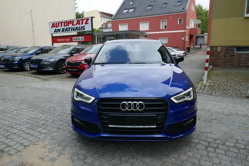 Gebraucht Audi A3 S-Line 150 PS (110 kW) 2016 Blau Limousine
