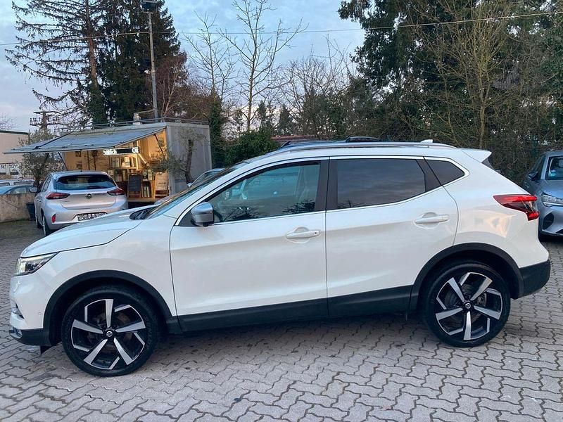 Gebraucht Nissan Qashqai 360º 163 PS (119 kW) 2018 Weiß SUV
