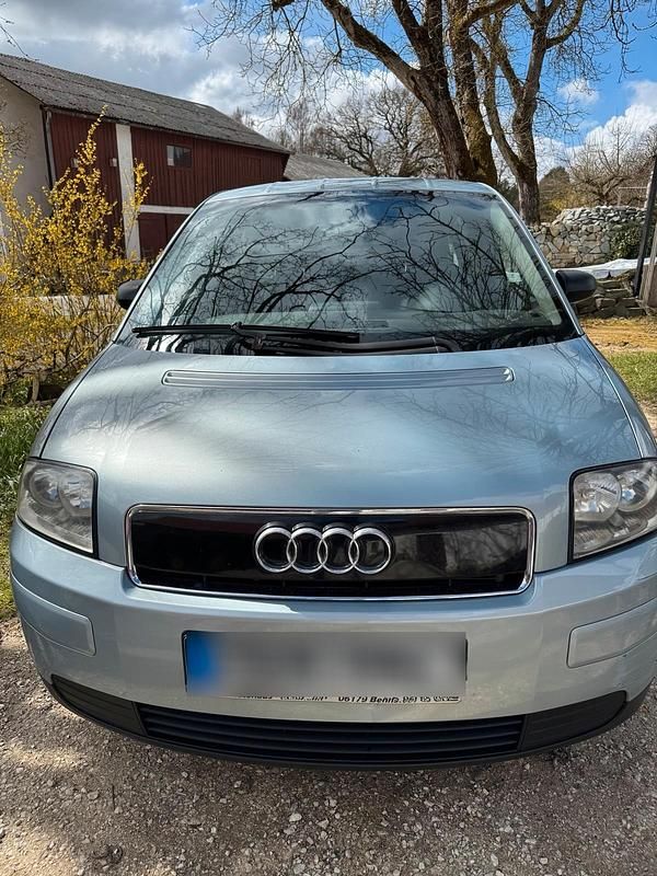 Second-hand Audi A2 75 CP (55 kW) 2002 Albastru Hatchback
