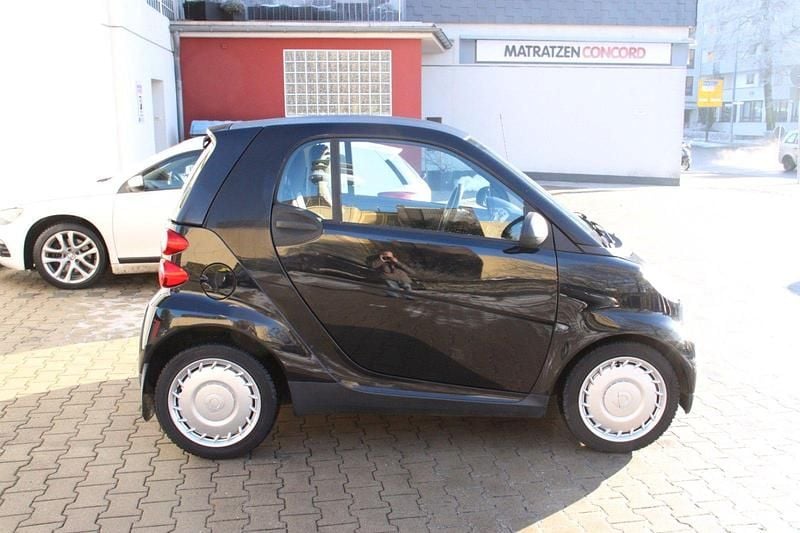 Gebraucht Smart ForTwo Coupé 61 PS (44 kW) 2012 Schwarz Coupé