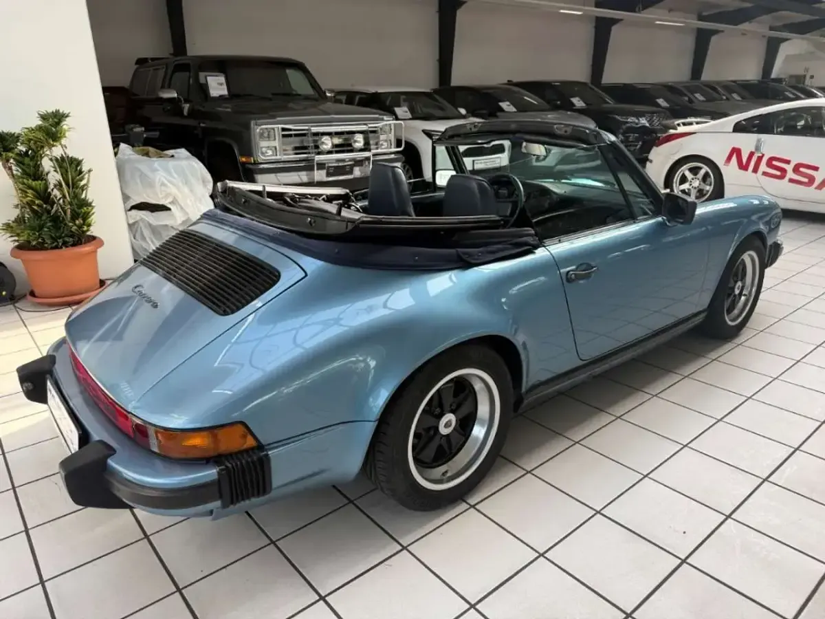 Gebraucht Porsche 911 207 PS (152 kW) 1986 Blau Cabrio