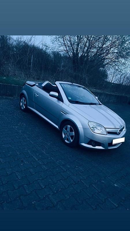 Gebraucht Opel Tigra 100 PS (73 kW) 2005 Grau Cabrio