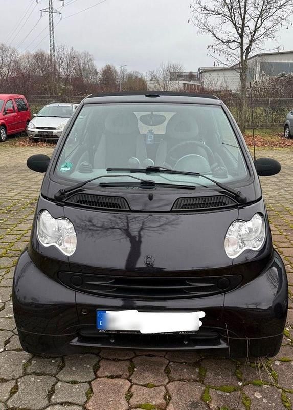 Schwarz Gebraucht 2004 Smart ForTwo Cabrio Pure Cabrio | 800 € (Fairer Preis) - Bild 1/4