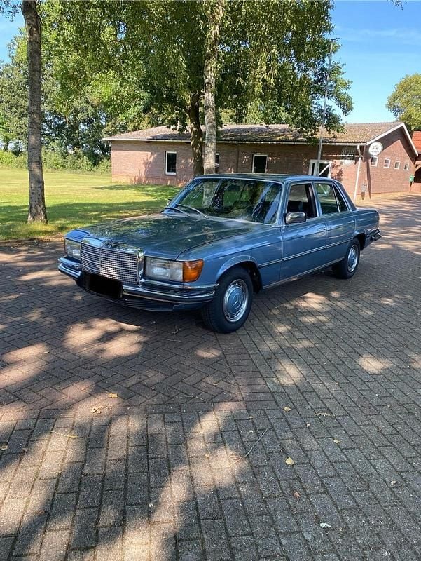 Gebraucht Mercedes 280 186 PS (136 kW) 1973 Blau Limousine