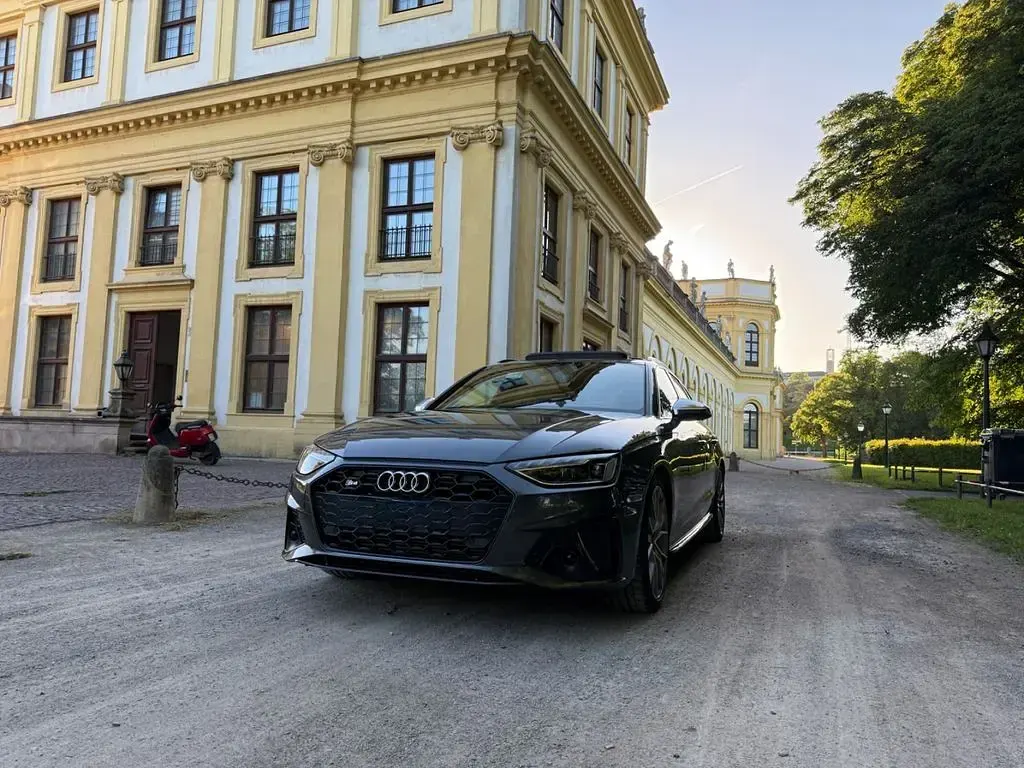 Gebraucht Audi S4 Sport 347 PS (255 kW) 2020 Grau Kombi