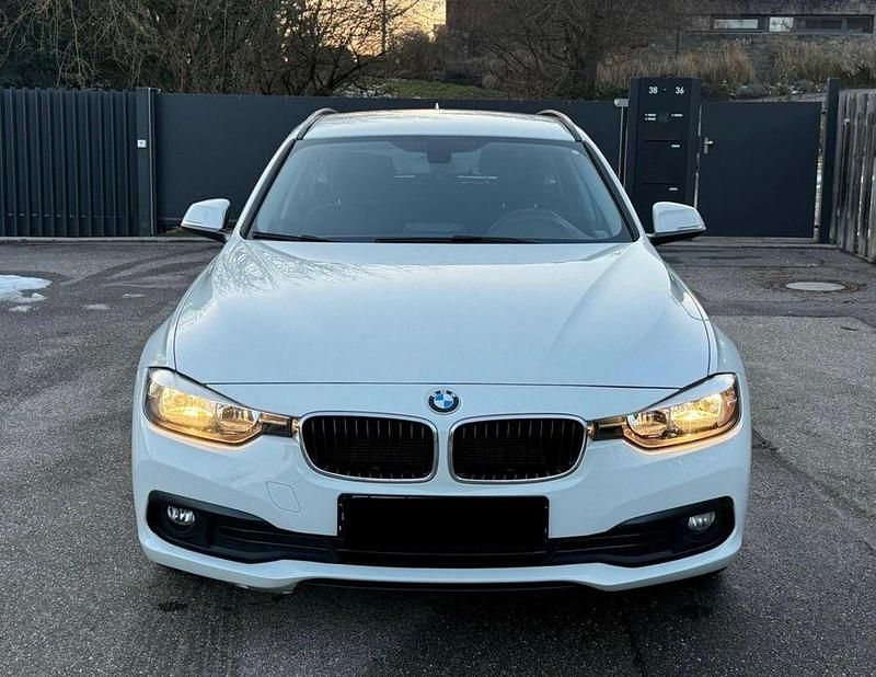 Gebraucht BMW 318 Performance 150 PS (110 kW) 2016 Weiß Kombi