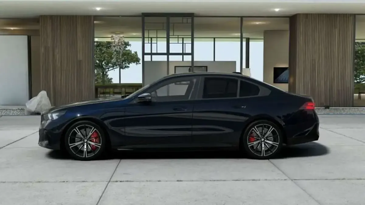 Neu BMW i5 Performance 442 kW (601 PS) 2026 Carbonschwarz metallic Limousine