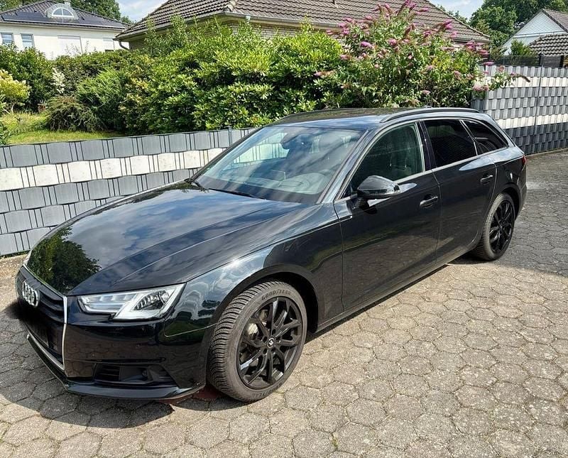 Gebraucht Audi A4 Ambiente 150 PS (110 kW) 2016 Schwarz Kombi