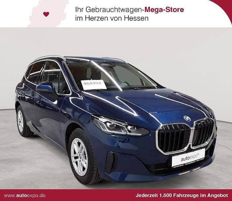 Phytonicblau metallic Gebraucht 2022 BMW 225 Active Tourer Performance Van / Kleinbus | 28.190 € (Fairer Preis) - Bild 1/4