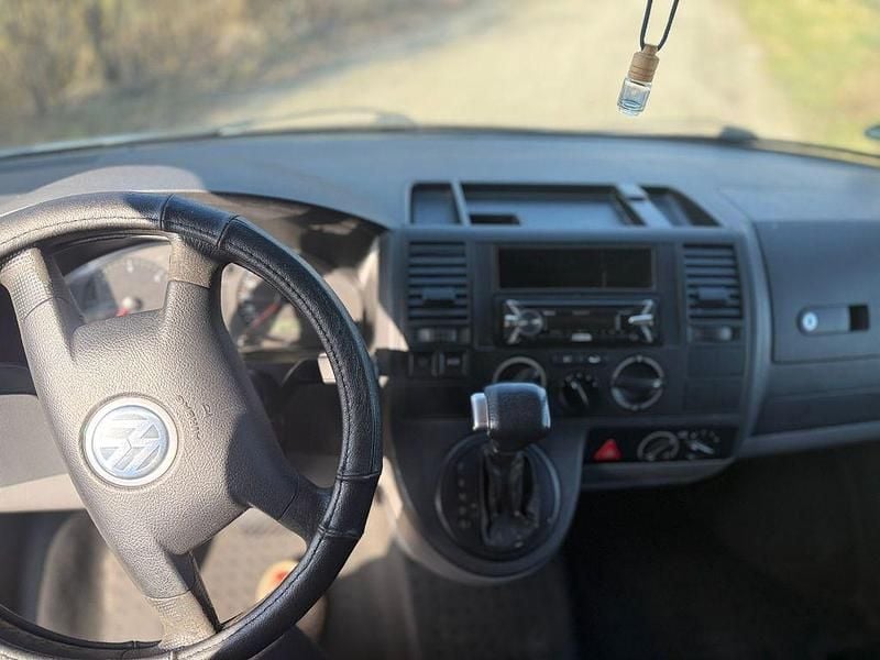Gebraucht VW T5 131 PS (96 kW) 2006 Silber Van