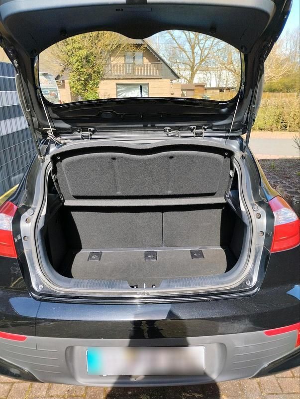 Gebraucht Kia Rio Edition 7 109 PS (80 kW) 2015 Schwarz Kleinwagen