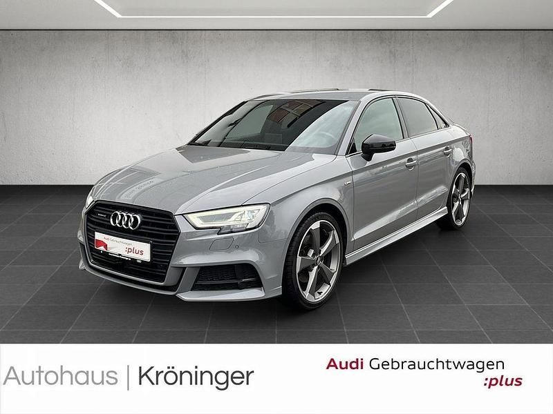 Grau Gebraucht 2018 Audi A3 Sport Limousine | 24.390 € (Fairer Preis) - Bild 1/4