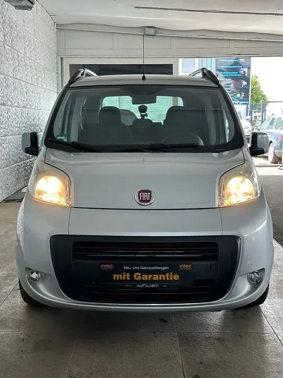 Gebraucht Fiat Qubo My Qubo 95 PS (69 kW) 2016 Grau Van / Kleinbus
