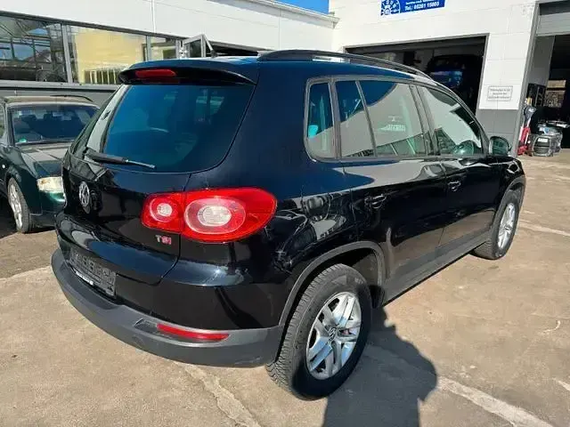 Gebraucht VW Tiguan Trendline 195 PS (143 kW) 2009 Schwarz SUV