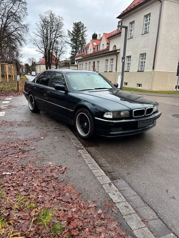 Gebraucht BMW 735 235 PS (172 kW) 1997 Grün Limousine