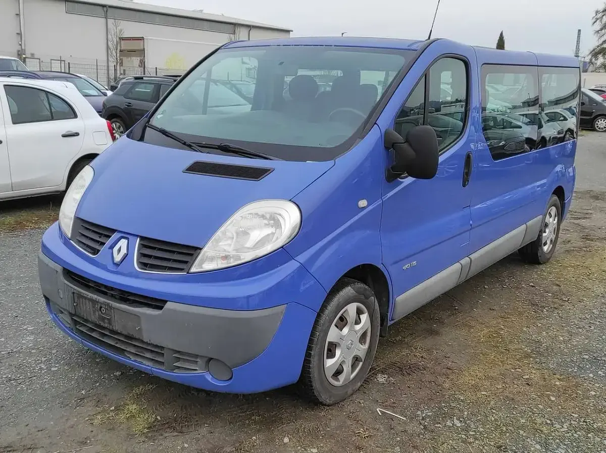 Usata Renault Trafic Expression 114 CV (83 kW) 2012 Blu Monovolume