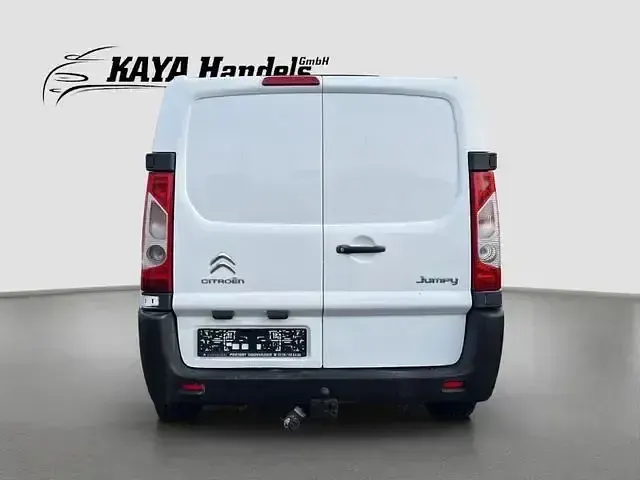 Usado Citroën Jumpy 90 HP (66 kW) 2016 Branco Monovolume