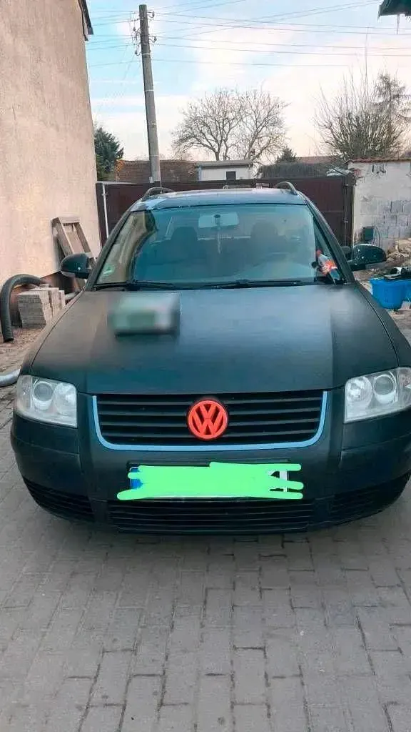 Gebraucht VW Passat 130 PS (95 kW) 2005 Schwarz Kombi