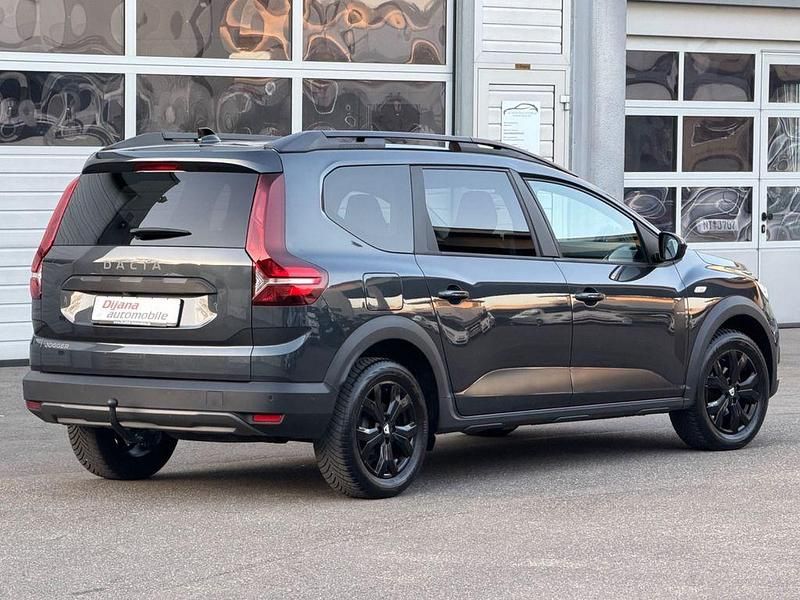 Gebraucht Dacia Jogger Extreme 101 PS (74 kW) 2022 Grau Van / Kleinbus