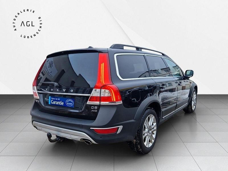 Gebraucht Volvo XC70 Summum 215 PS (158 kW) 2013 Schwarz Kombi