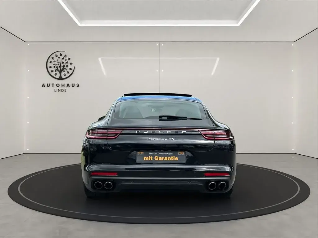 Gebraucht Porsche Panamera 4S Chrono 441 PS (324 kW) 2018 Schwarz Kleinwagen