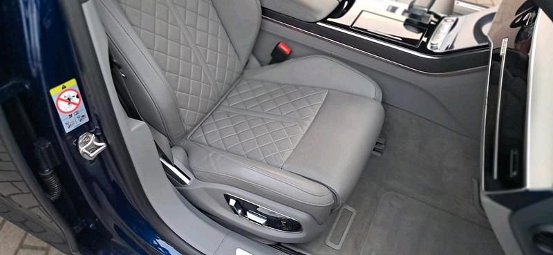 Gebraucht Audi S8 572 PS (420 kW) 2020 Blau Limousine