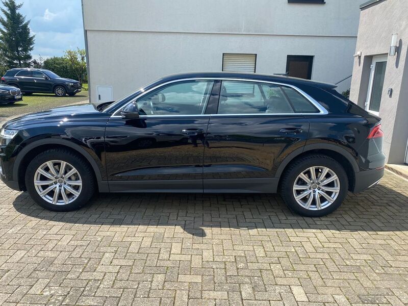 Gebraucht Audi Q8 231 PS (169 kW) 2019 Schwarz SUV