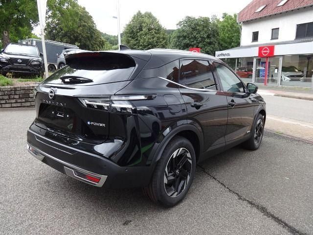 Neu Nissan Qashqai N-Connecta 158 PS (116 kW) 2025 Schwarz SUV