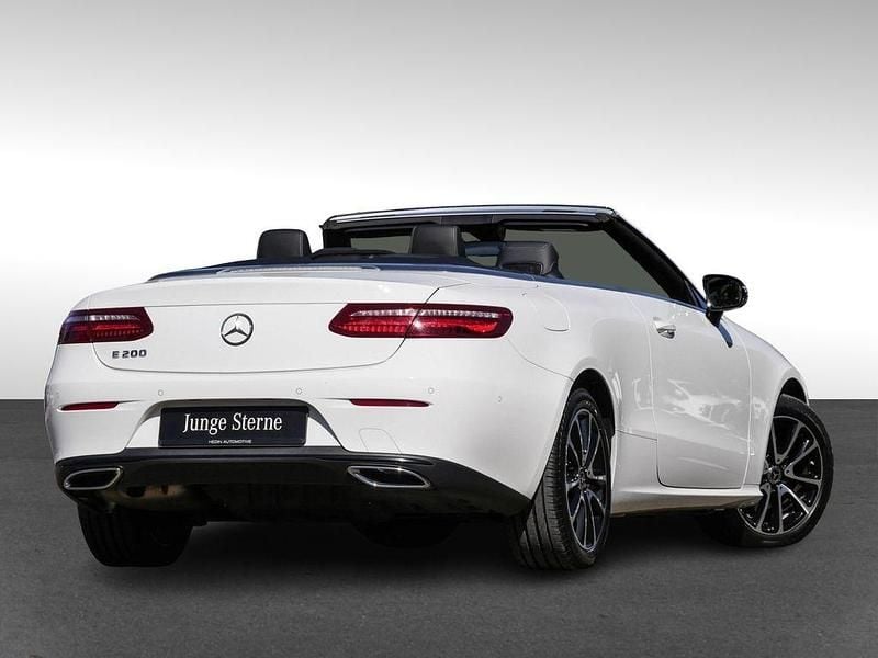 Gebraucht Mercedes E200 Avantgarde 197 PS (144 kW) 2020 Weiß Cabrio