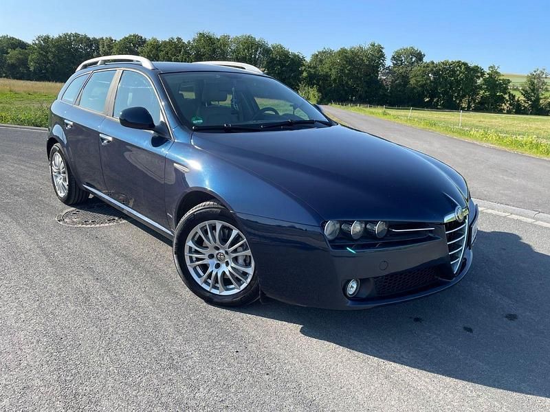 Blau Gebraucht 2008 Alfa Romeo 159 Distinctive Kombi | 3.000 € (Etwas zu teuer) - Bild 1/4