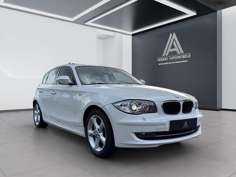 Gebraucht BMW 120 Advantage 177 PS (130 kW) 2011 Weiß Kleinwagen