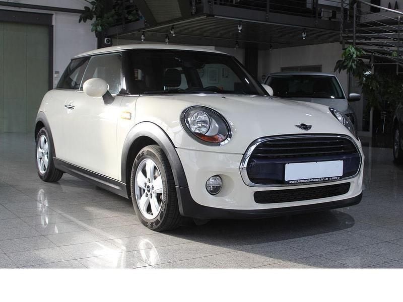 Usado Mini Cooper 136 HP (100 kW) 2017 Branco Citadino
