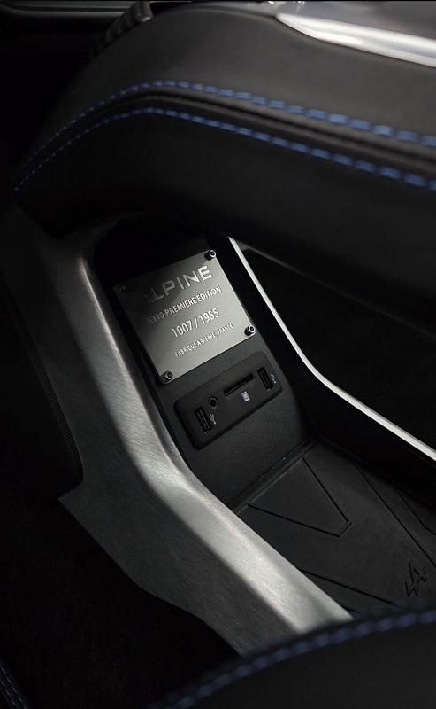 Second-hand Alpine A110 252 CP (185 kW) 2019 Albastru Coupe