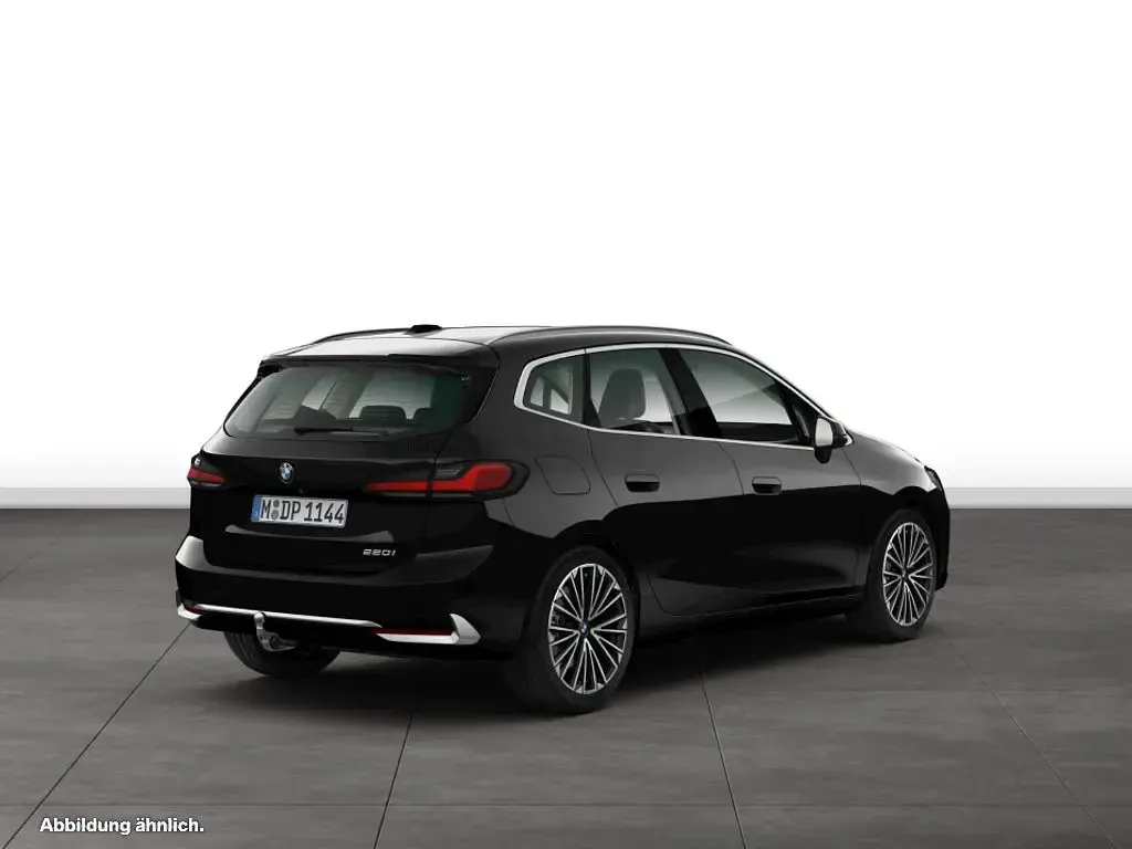 Gebraucht BMW 220 Active Tourer 156 PS (114 kW) 2025 Schwarz Van / Kleinbus