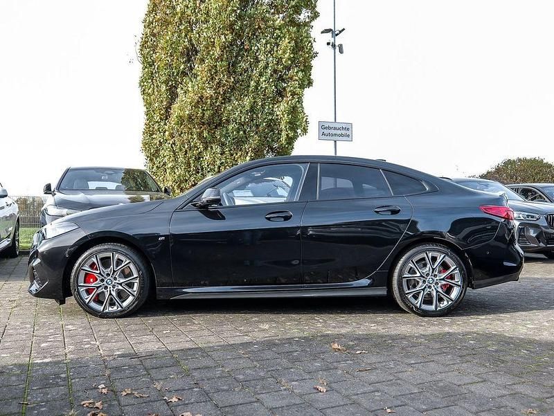 Gebraucht BMW 220 M Sport 178 PS (130 kW) 2024 Schwarz Coupé