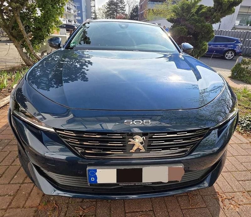Gebraucht Peugeot 508 SW Allure 131 PS (96 kW) 2021 Blau Kombi