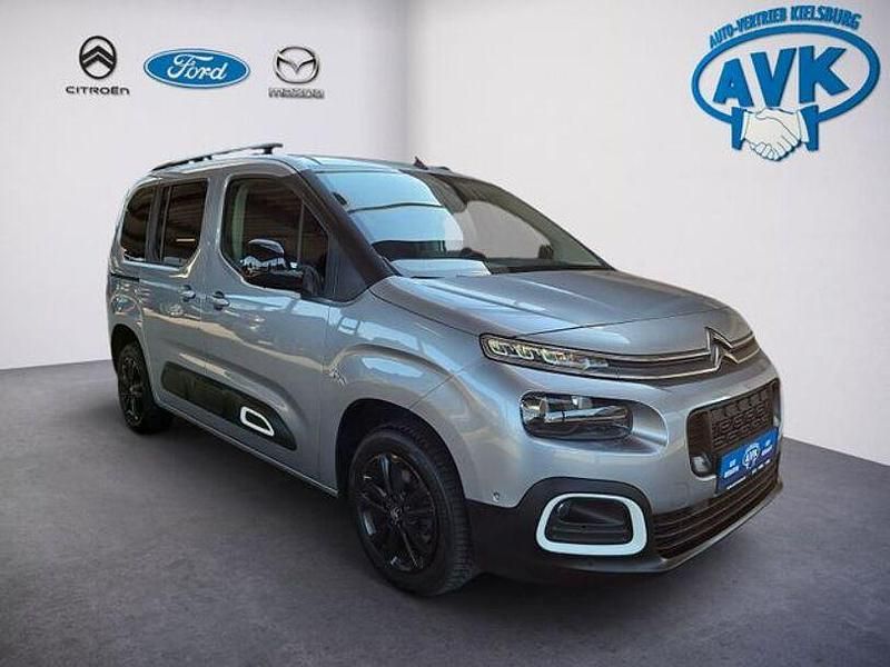 Grau Gebraucht 2021 Citroën Berlingo Feel Van / Kleinbus | 17.990 € (Fairer Preis) - Bild 1/4