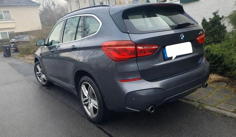 Grau Gebraucht 2016 BMW X1 M Sport SUV | 19.900 € (Guter Preis) - Bild 1/4