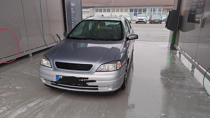 Gebraucht Opel Astra 101 PS (74 kW) 2002 Grau Limousine