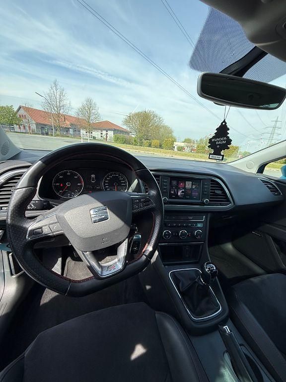 Usata Seat Leon FR 150 CV (110 kW) 2017 Blu Berlina