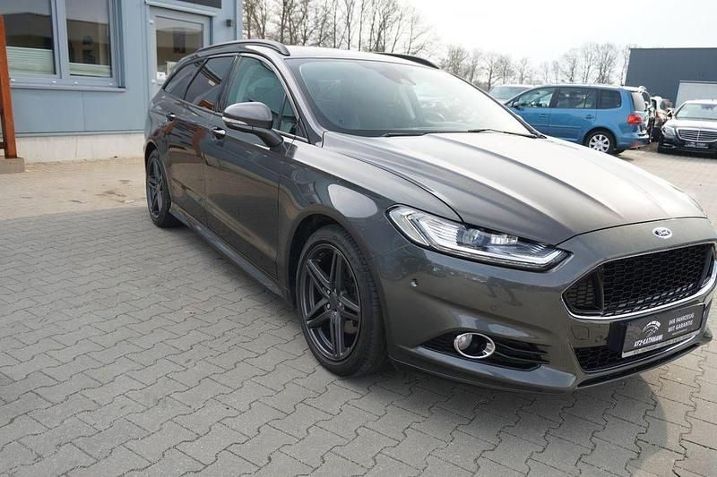 Gebraucht Ford Mondeo ST-Line 179 PS (131 kW) 2017 Grau Limousine
