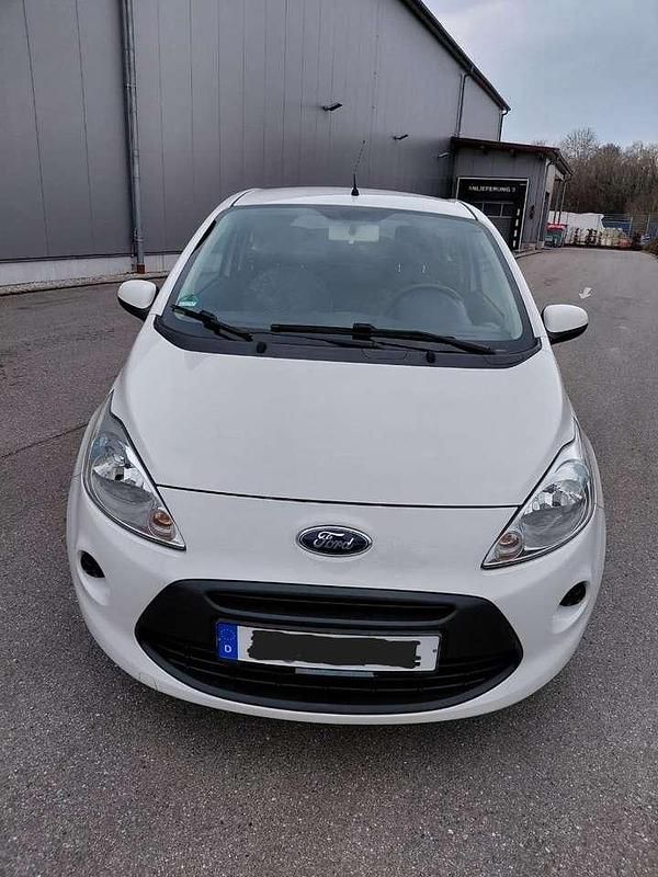 Gebraucht Ford Ka 69 PS (50 kW) 2016 Weiß Limousine