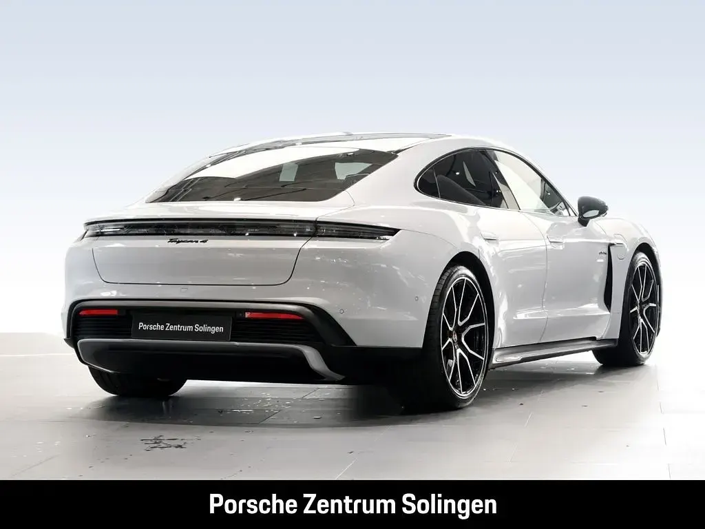 Gebraucht Porsche Taycan 4 Black Edition 319 kW (435 PS) 2026 Eisgraumetallic Limousine