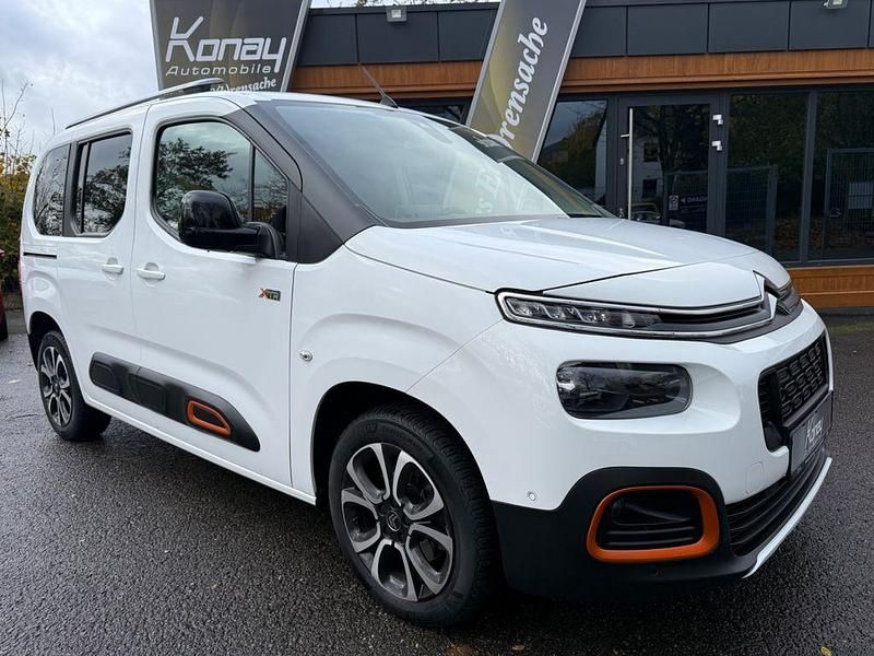 Weiß Gebraucht 2020 Citroën Berlingo XTR Van / Kleinbus | 18.500 € (Superpreis) - Bild 1/4
