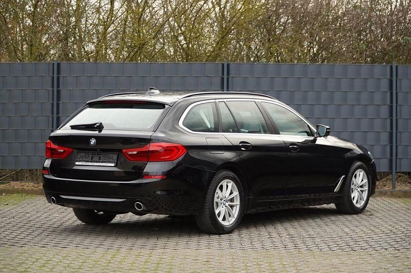 Gebraucht BMW 520 190 PS (139 kW) 2019 Schwarz Limousine