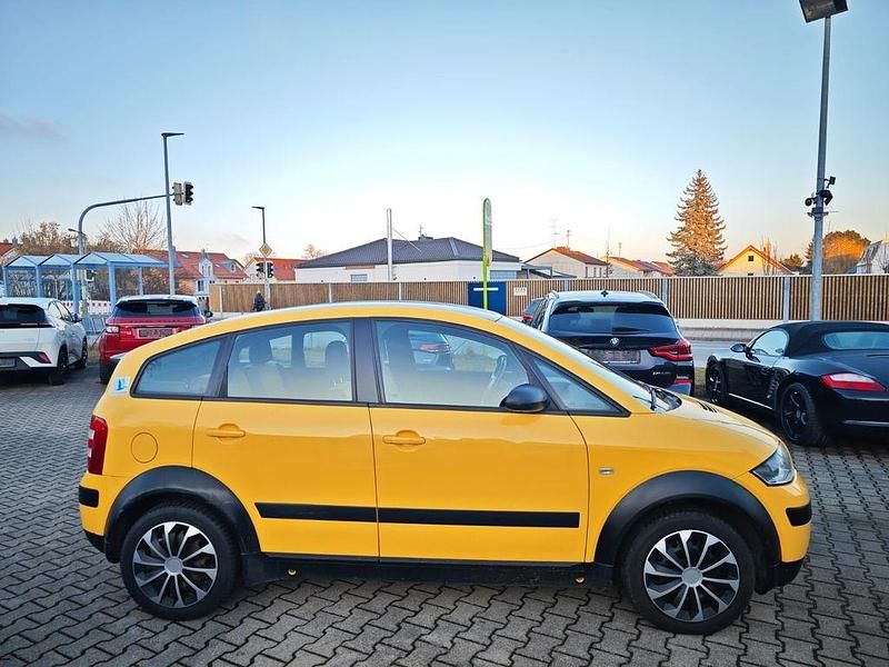 Gebraucht Audi A2 Sport 75 PS (55 kW) 2003 Gelb Kleinwagen