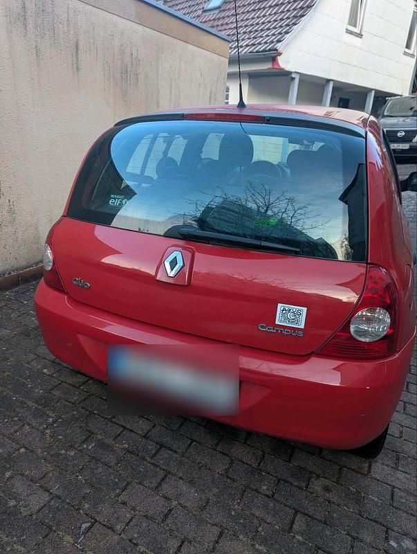 Gebraucht Renault Clio II 55 PS (40 kW) 2009 Rot Limousine