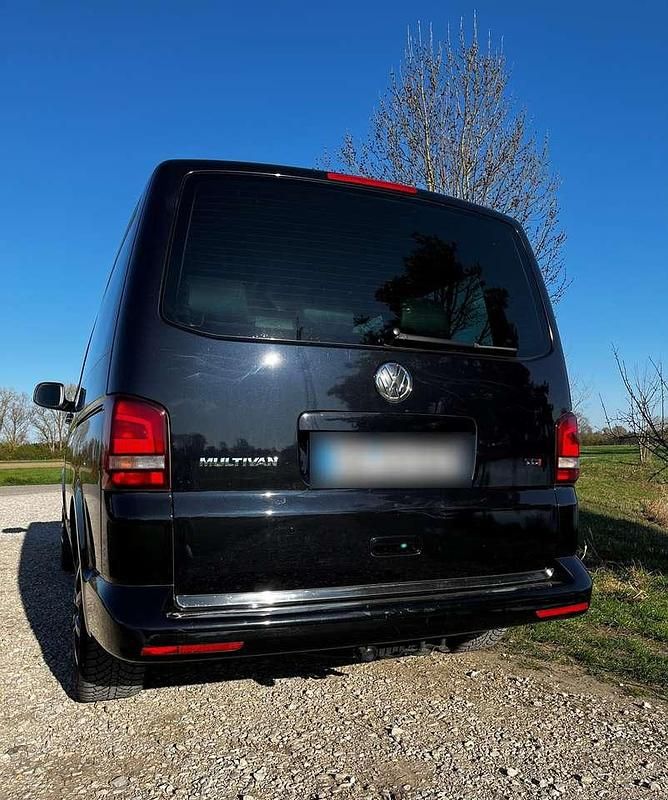 Gebraucht VW Transporter Highline 179 PS (131 kW) 2013 Schwarz Van