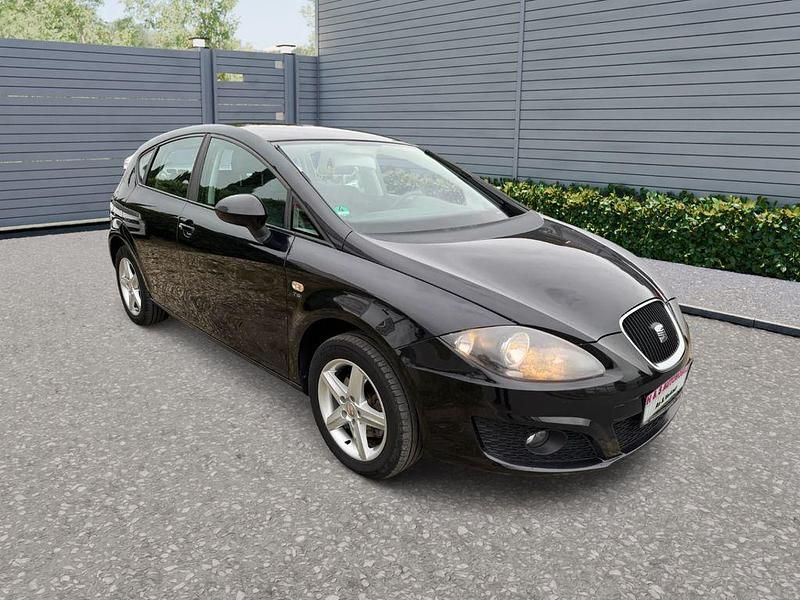 Gebraucht Seat Leon Style 125 PS (91 kW) 2011 Schwarz Limousine